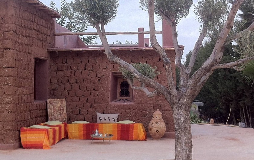 Location de vacances - Riad à Marrakech - Coin détente dans jardin