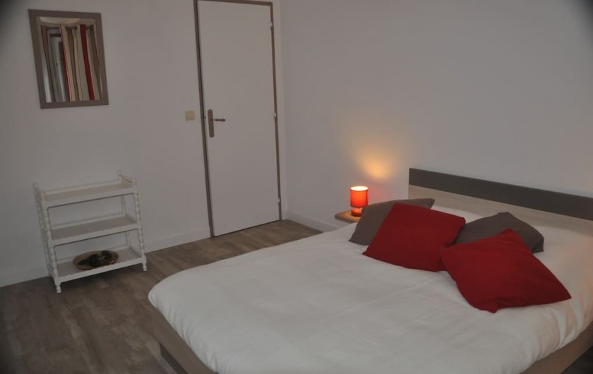 Location de vacances - Villa à Saint-Martin-de-Seignanx - chambre 3 - 1 lit double 140*190