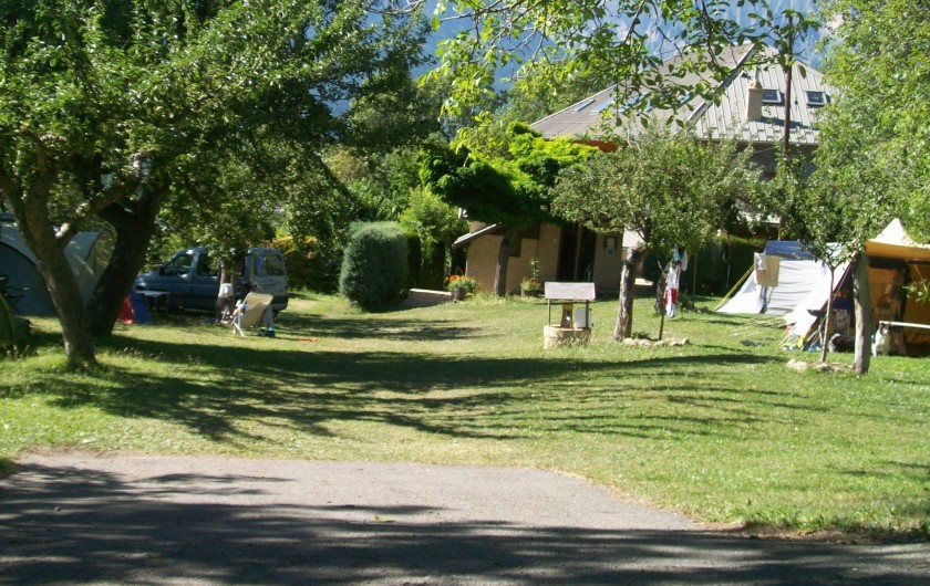 Location de vacances - Chalet à Saint-André-d'Embrun - Camping