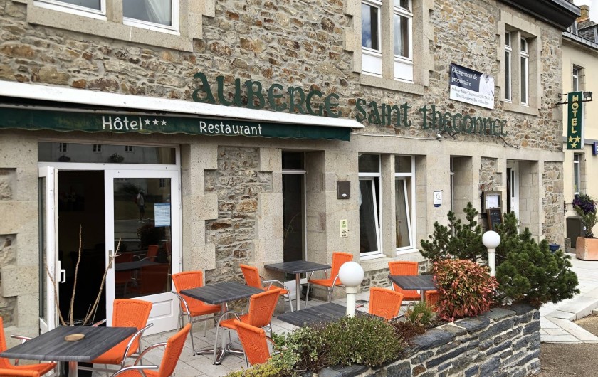 Location de vacances - Hôtel - Auberge à Saint-Thégonnec - Facade de l'Auberge