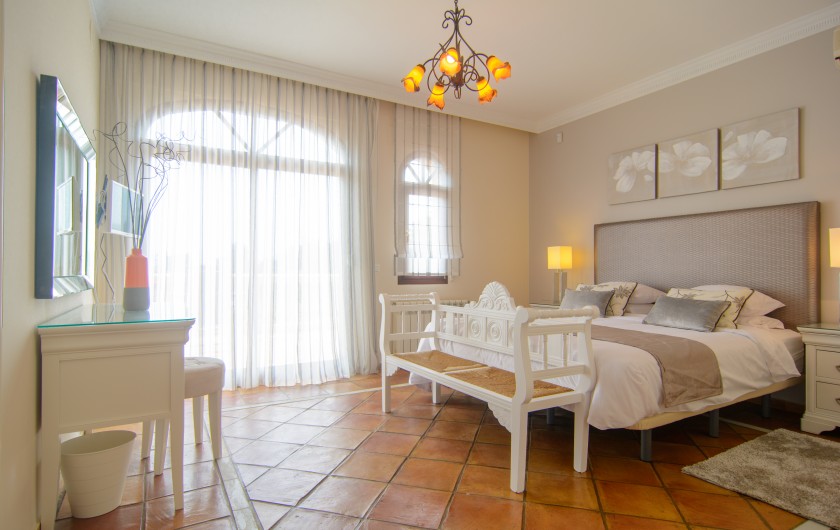 Location de vacances - Chalet à Marbella - Chambre à coucher principale avec un lit double (180x200 cm)