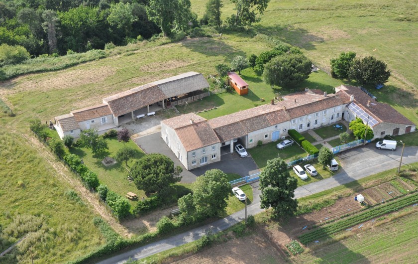 Location de vacances - Gîte à La Gripperie-Saint-Symphorien - Domaine vu du ciel