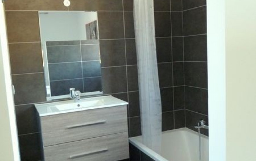 Location de vacances - Villa à Les Issambres - salle de bains 3