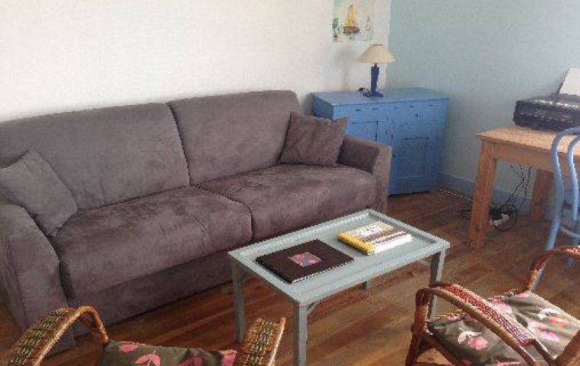 Location de vacances - Appartement à Ault - Coin salon avec canapé-lit confortable
