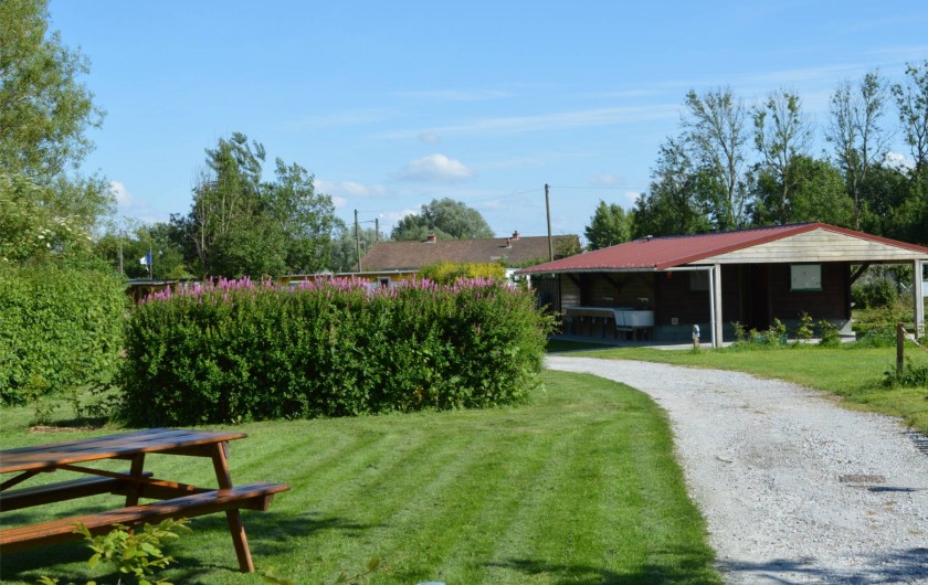Location de vacances - Bungalow - Mobilhome à Aire-sur-la-Lys - Emplacements et sanitaires