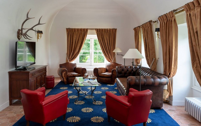 Location de vacances - Château - Manoir à Courtomer - Le Club Room- ideal pour les jeux