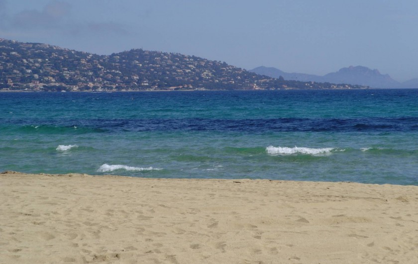 Location de vacances - Appartement à Sainte-Maxime - plage hors saison...