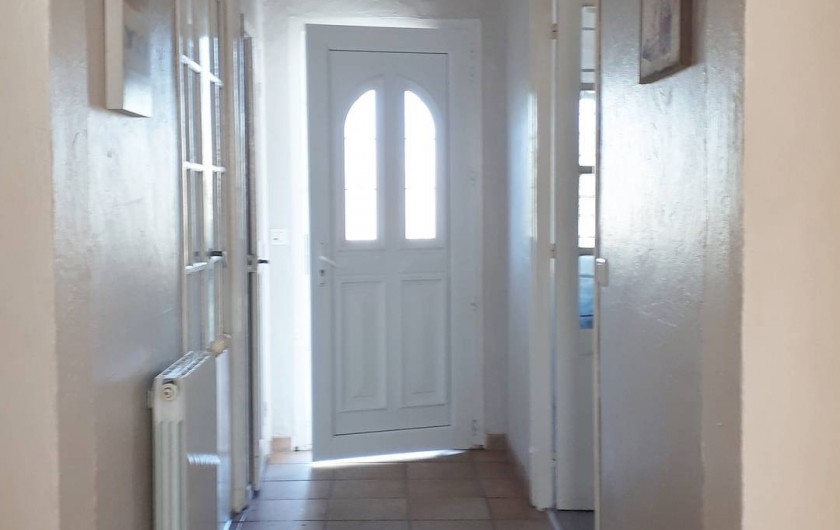 Location de vacances - Appartement à Sainte-Maxime - couloir