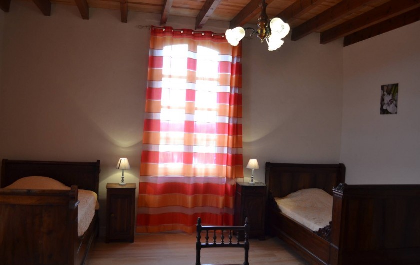 Location de vacances - Gîte à Puysserampion - chambre avec 2 lits de 120cm