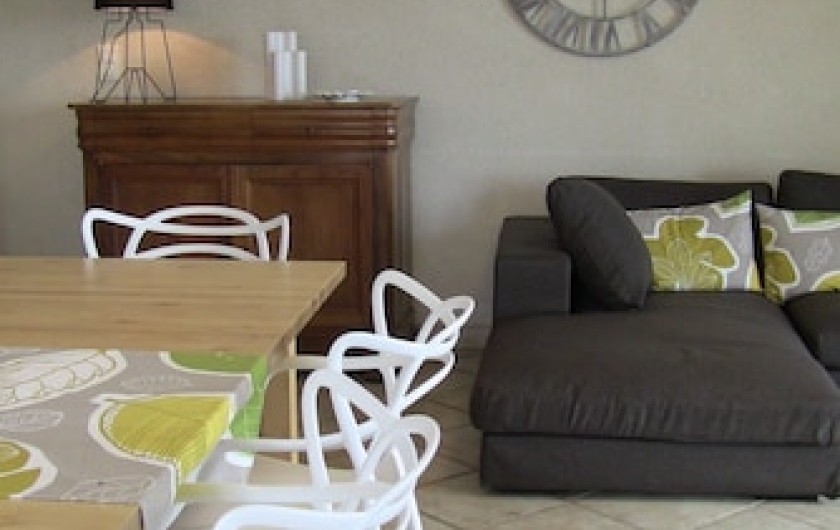 Location de vacances - Gîte à Saint-Projet - séjour salle a manger