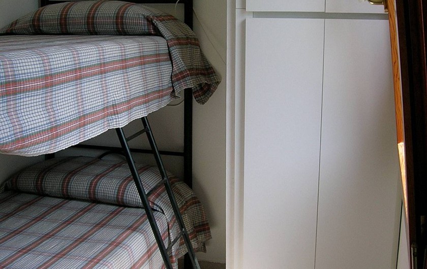 Location de vacances - Appartement à Lumio - Chambre avec lit superposé