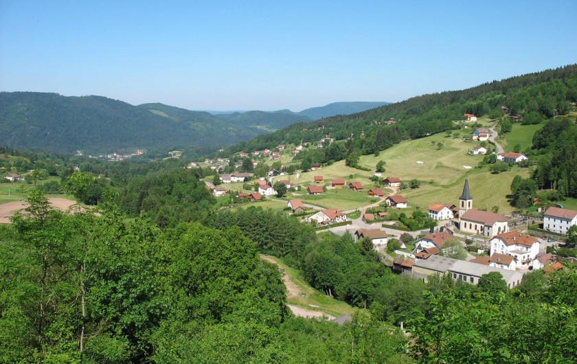 Location de vacances - Chalet à Basse-sur-le-Rupt - Village de Planois où se trouve le chalet est labellisé « station verte ».