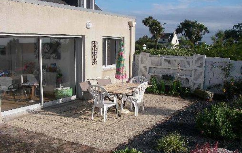 Location de vacances - Maison - Villa à Roscoff - La terrasse devant la mer