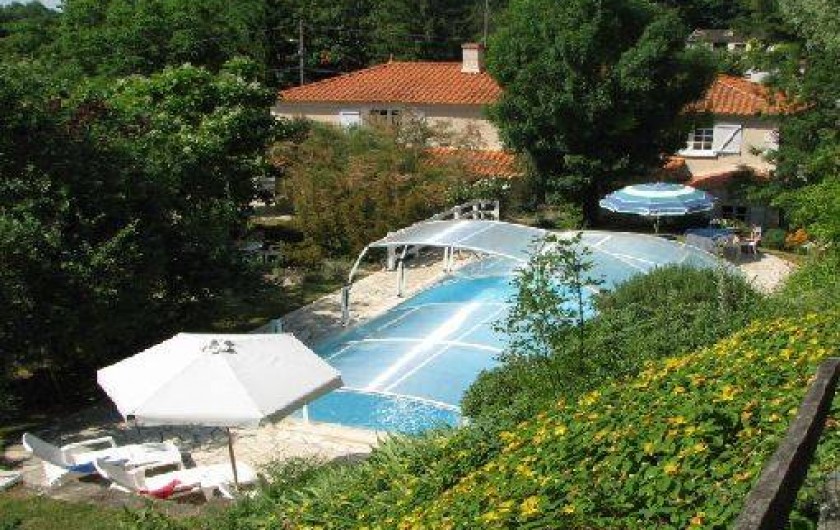 Location de vacances - Chambre d'hôtes à Velluire - Jardin et piscine Le Petit Massigny