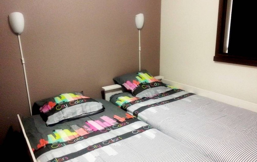 Location de vacances - Appartement à Cabourg - Chambre avec un lit Gigogne  modulable