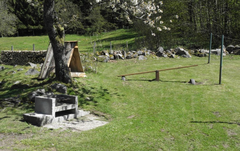 Location de vacances - Maison - Villa à Thiéfosse - Aire de jeux pour enfants et barbecue