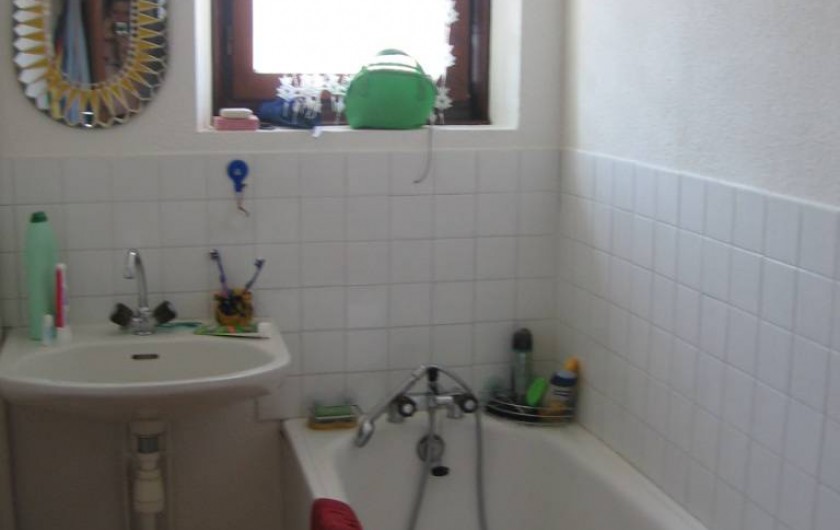 Location de vacances - Maison - Villa à Vallon-Pont-d'Arc - la salle de bains