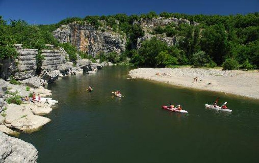 Location de vacances - Gîte à Ruoms - Descente Ardèche Canoë