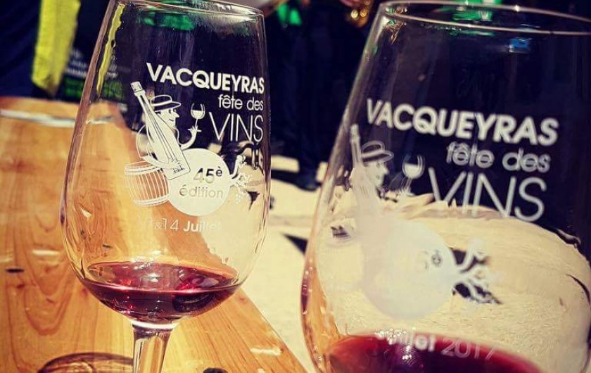Location de vacances - Gîte à Vacqueyras - Fête du vin à Vacqueyras 13 et 14 juillet