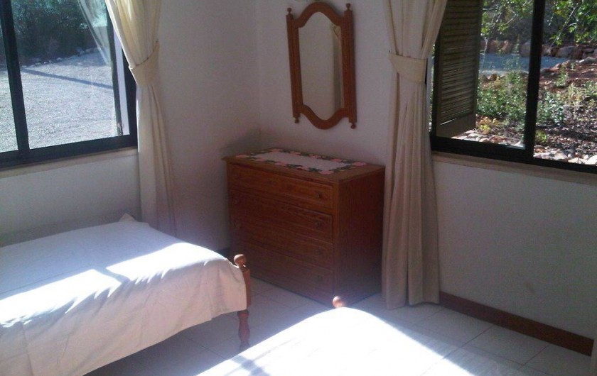Location de vacances - Villa à Tavira - Chambre a deux lits simples