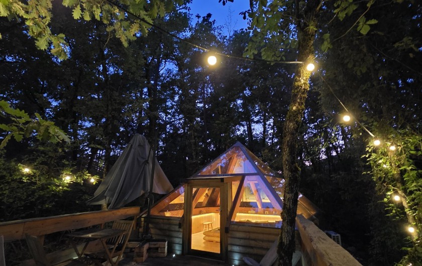 Location de vacances - Cabane dans les arbres à Rivière-sur-Tarn - La Pyramide