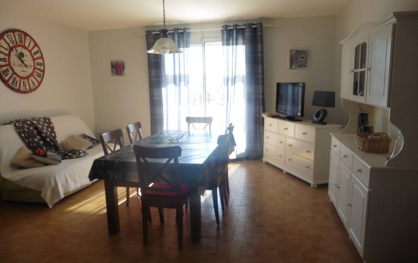 Location de vacances - Appartement à Le Grau d'Agde - salle à manger avec clic clac