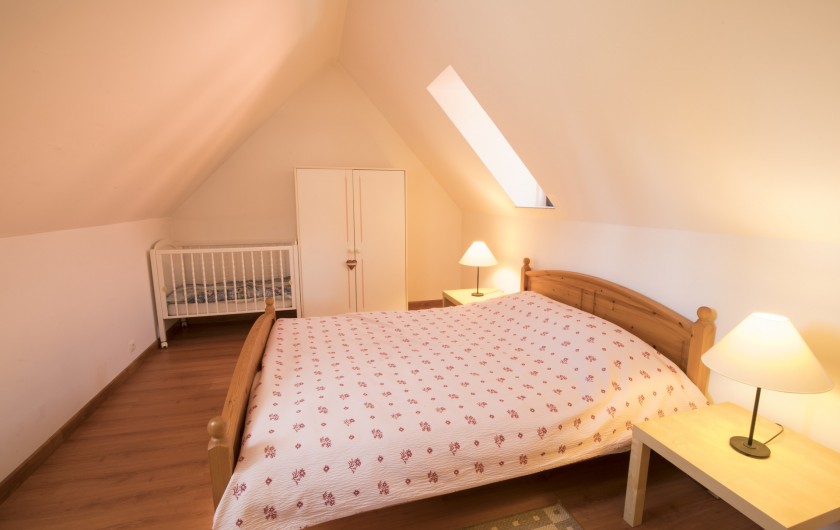 Location de vacances - Maison - Villa à Rosheim - Chambre adultes - lit king size 160x200cm