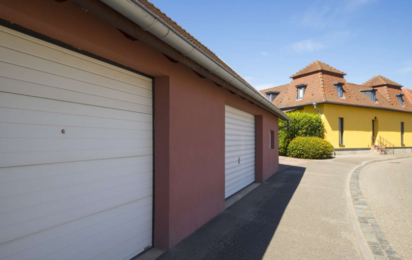 Location de vacances - Maison - Villa à Rosheim - Garage fermé à disposition pouvant accueillir un break ou grande remorque