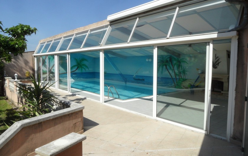 Location de vacances - Villa à Orange - piscine fermée