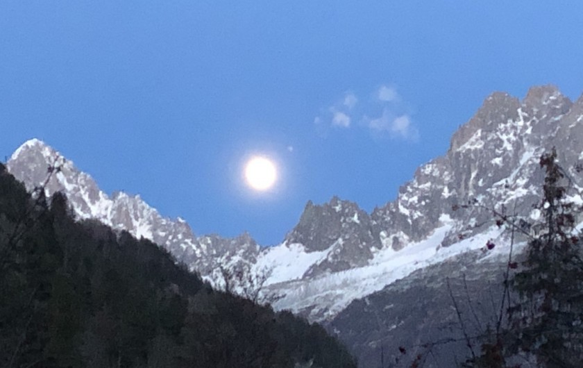 Location de vacances - Chalet à Chamonix-Mont-Blanc - ...sa vue ...