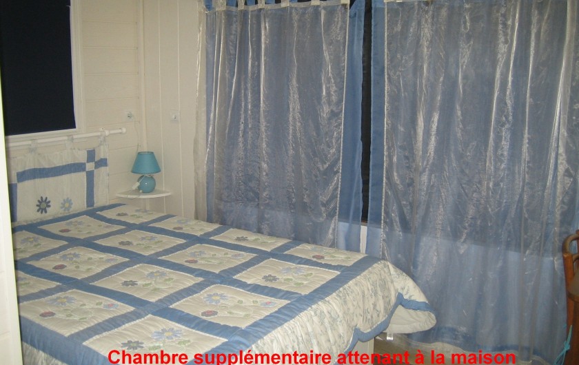 Location de vacances - Maison - Villa à Siorac-en-Périgord - chambre supplémentaire  attenant à la maison avec 1 lit de 140
