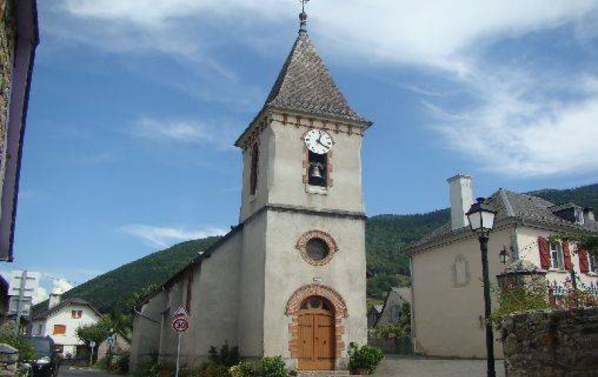 Location de vacances - Gîte à Bun - L'église du village, cloches du 17eme, autel bois doré du 16eme