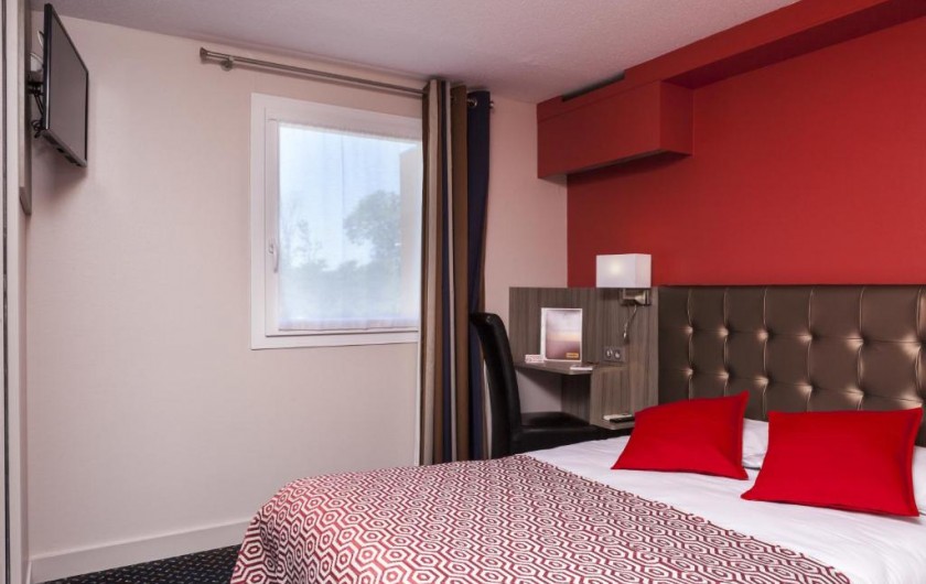 Location de vacances - Chambre d'hôtes à Foix - CHAMBRE DOUBLE STANDARD (1 grand lit à 140)