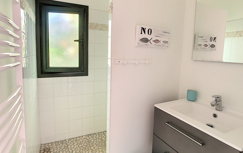 Location de vacances - Villa à Barbâtre - salle d'eau avec douche à l'italienne