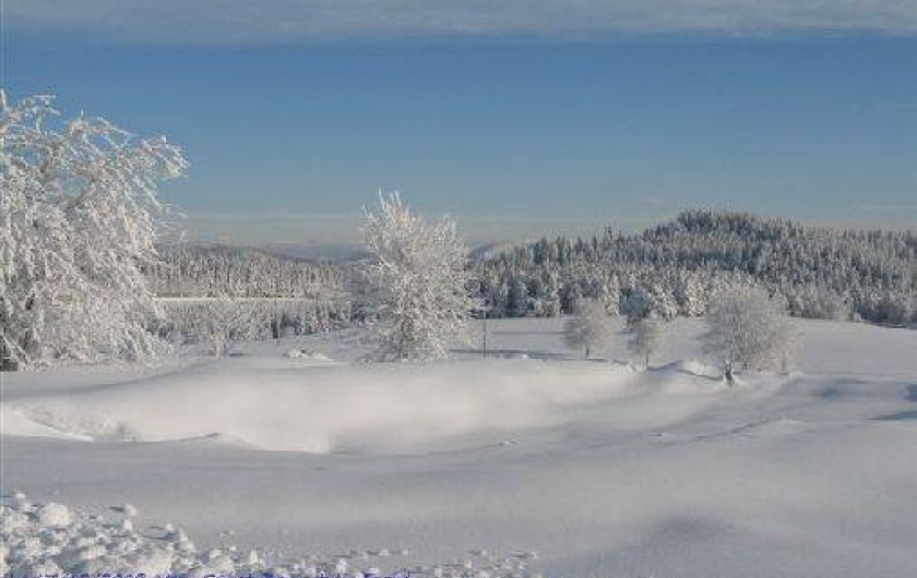 Location de vacances - Gîte à Rochepaule - neige en hiver
