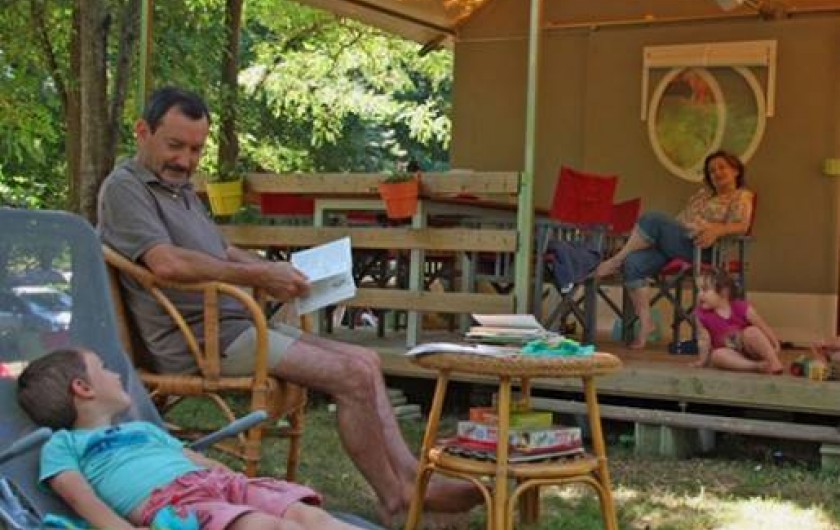 Location de vacances - Camping à Les Ollières-sur-Eyrieux