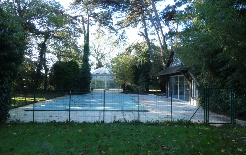 Location de vacances - Villa à Quiberville - Piscine clôturée en hivernage