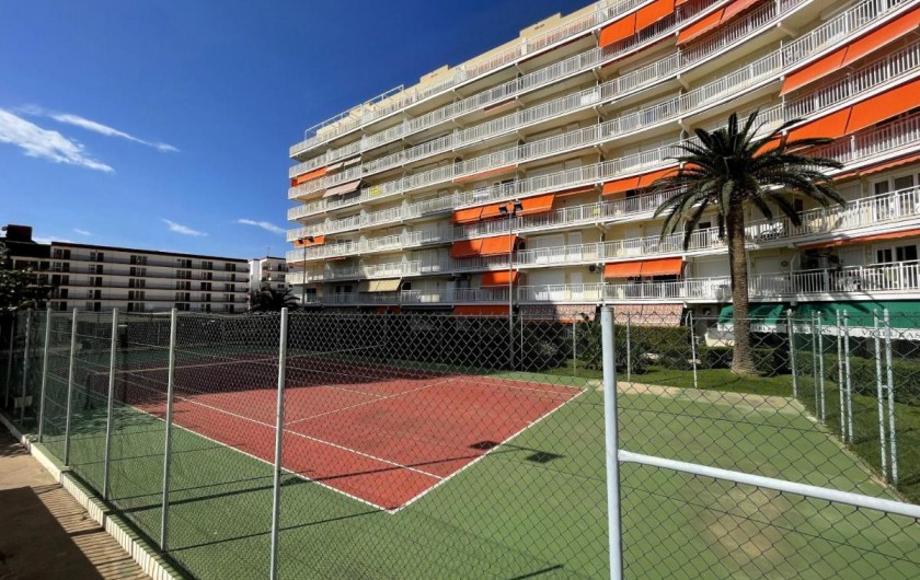 Location de vacances - Appartement à Peníscola - Courts de tennis