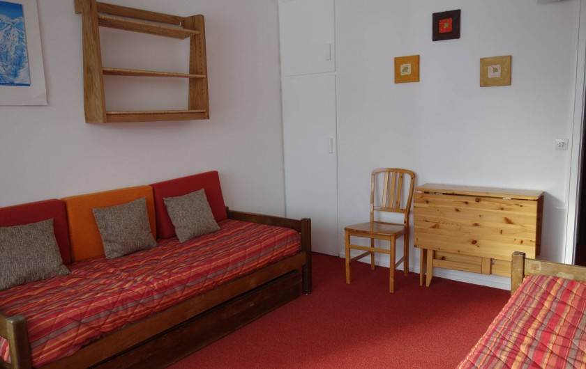 Location de vacances - Appartement à Les Menuires - Chambre 2 lits simples