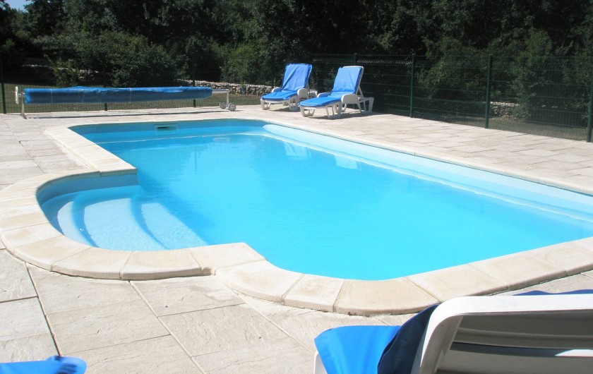 Location de vacances - Gîte à Caylus - gite la colonie la piscine sous un autre angle