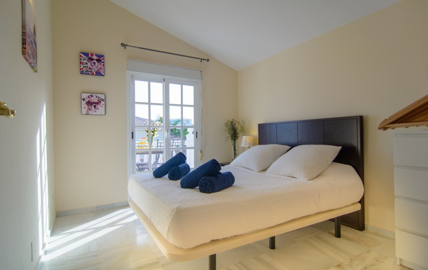 Location de vacances - Chalet à Marbella - Chambre d'hôtes avec lit double, climatiseur