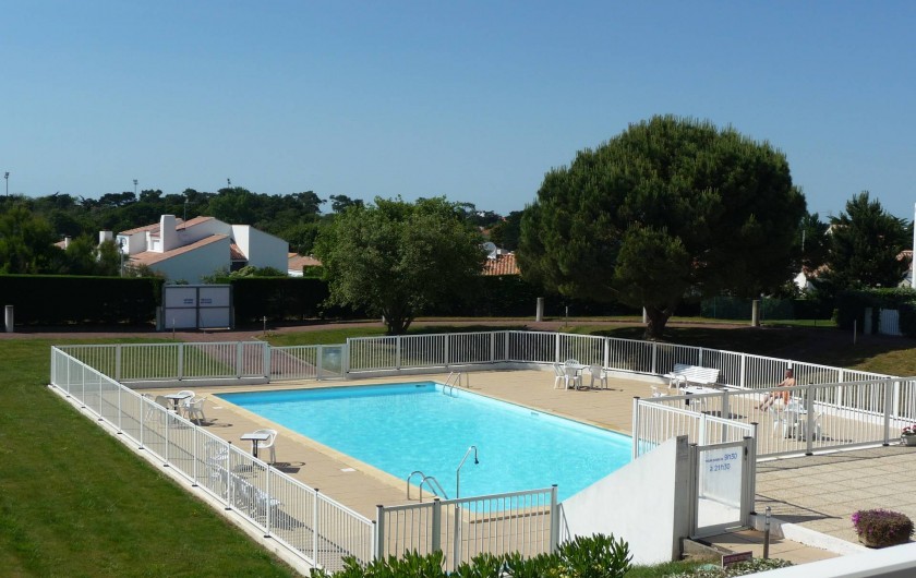 Location de vacances - Studio à Les Sables-d'Olonne - piscine sécurisée, vue du balcon n°1