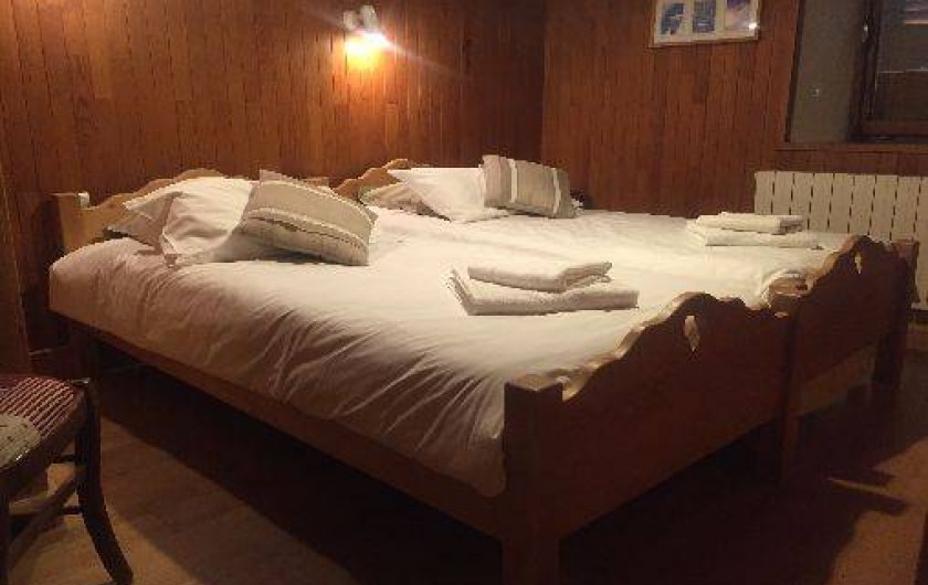 Location de vacances - Appartement à Morzine - 1ère chambre GENTIANE 2 lits 1 personne