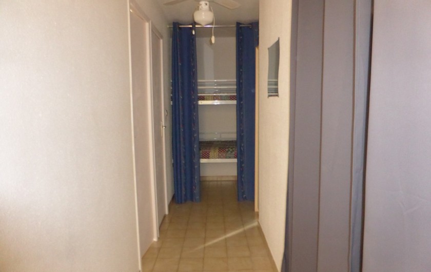 Location de vacances - Appartement à Sète - couloir