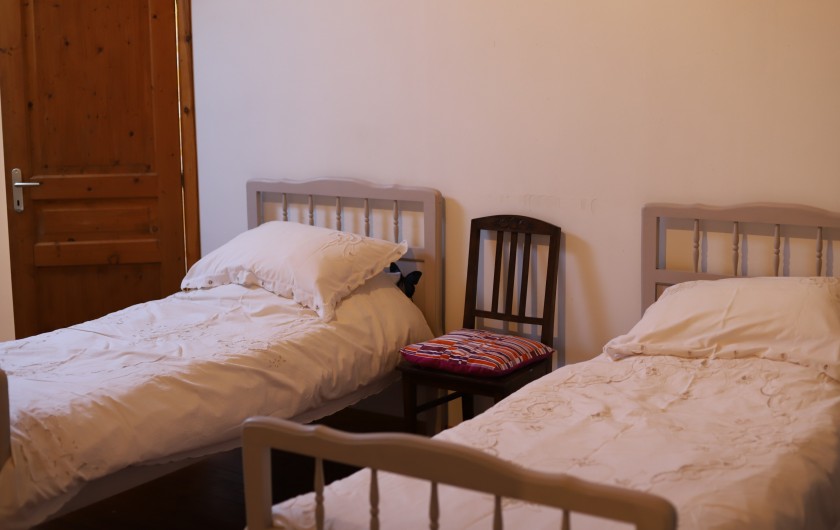 Location de vacances - Gîte à Madiran - La Grange 3 lits simple dans 1 grande chambre pour les enfants