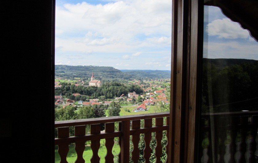 Location de vacances - Chalet à Anould - vue depuis balcon chambre à l'étage