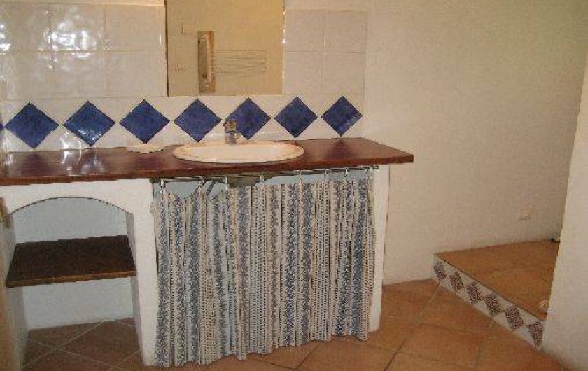 Location de vacances - Gîte à Entrecasteaux - Salle d'eau douche italienne