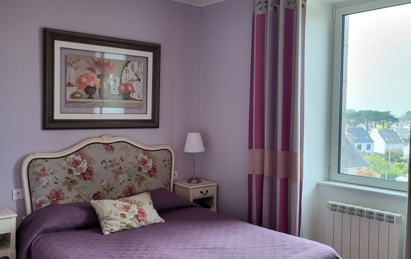 Location de vacances - Chambre d'hôtes à Ploudalmézeau - chambre Violette  salle de bain privative