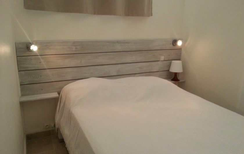 Location de vacances - Villa à Saint-François - Chambre avec lit 140 x 190 climatisée, salle de bain et Wc