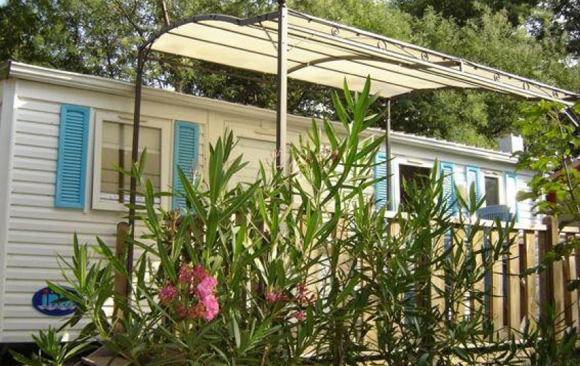 Location de vacances - Camping à Sorède - Mobil-home les Lavandes 24 m² - 2 chambres - terrasse 8 m²